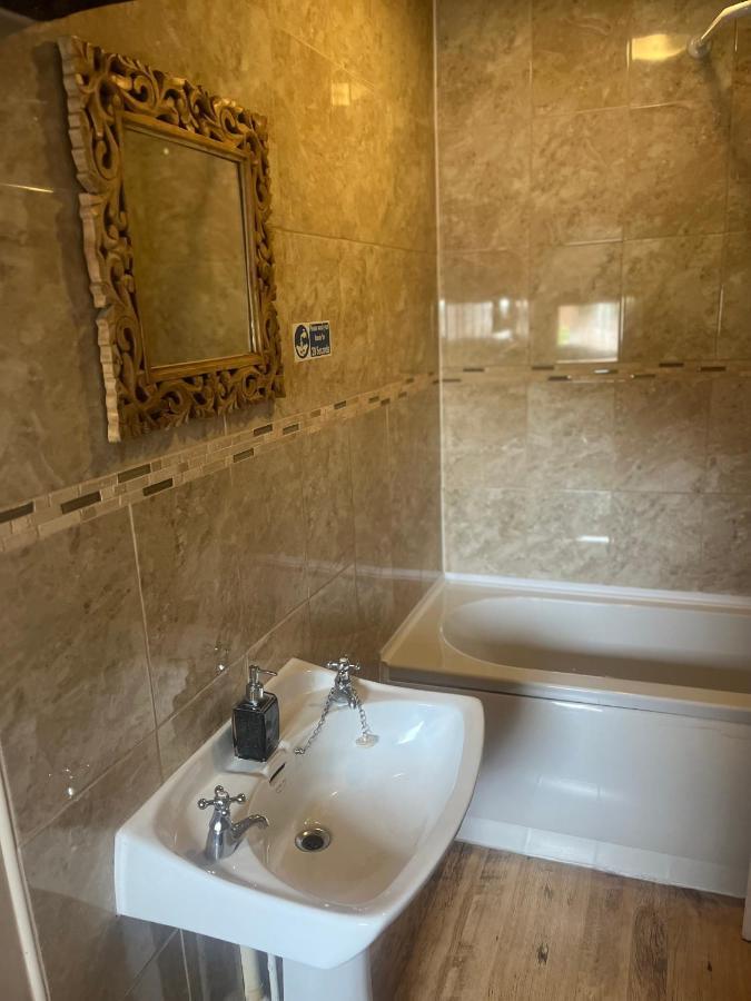 Villa Bianca B&B Penrith Extérieur photo